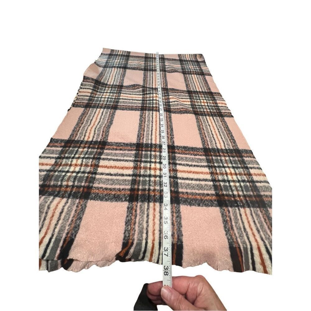 No Brand Plaid Scarf Sz 24/76 NWOT - Picture 5 of 6